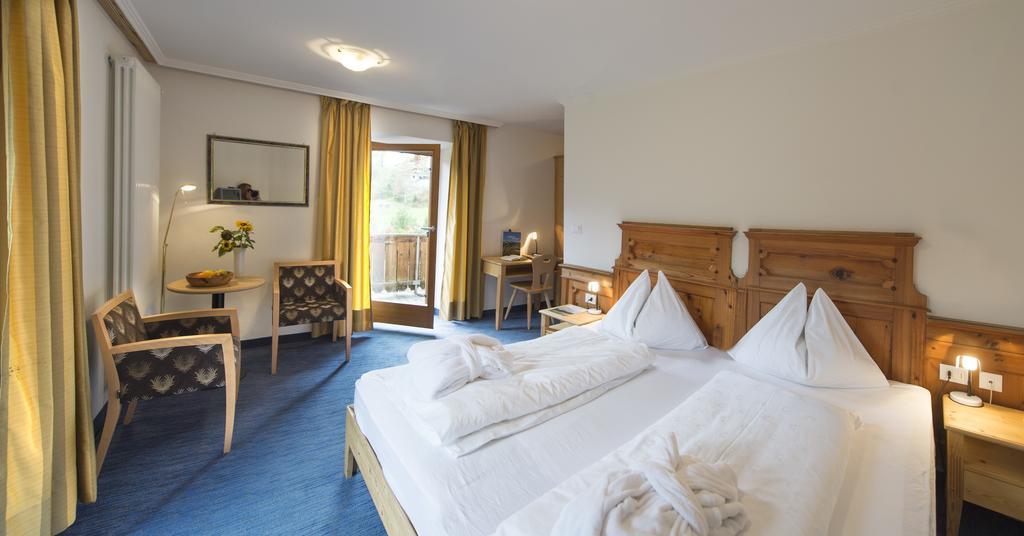Dolomitenhotel Weisslahnbad Tires Habitación foto